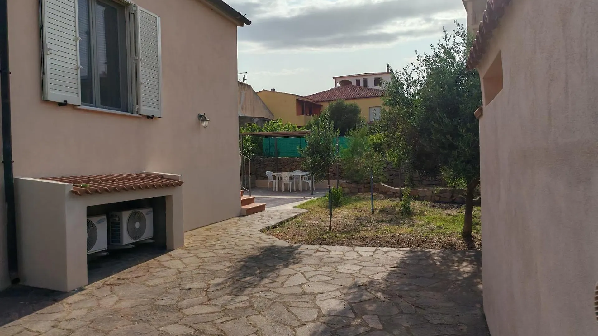 ラ・マッダレーナ Residenza Monetaヴィラ イタリア